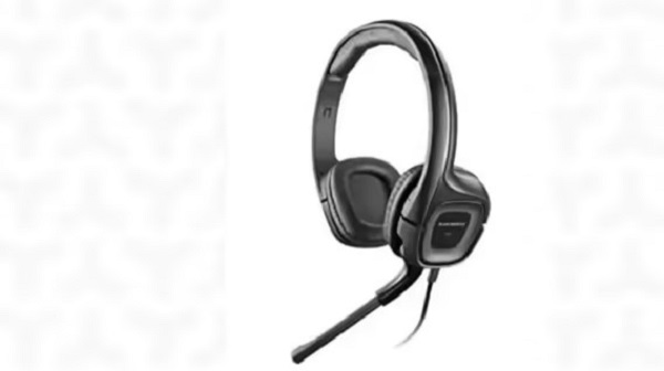 PTE考试耳麦放置位置